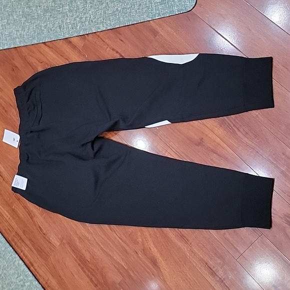 NWT Men's size XXL Nike Tech sweatpants - Picture 8 of 13